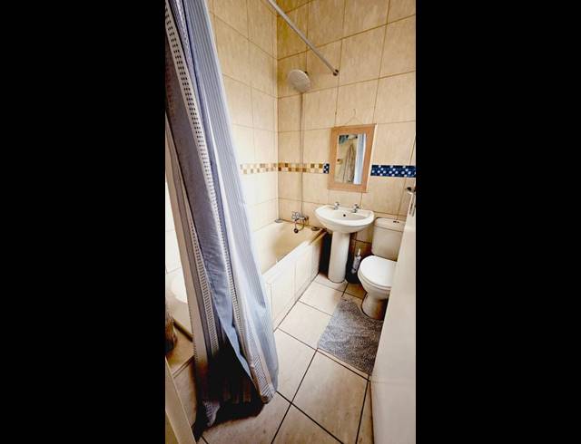 3 BEDROOM PROPERTY TO RENT IN ELSPARK